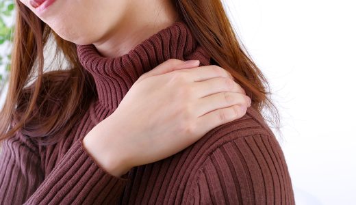 治らない肩こり・腰痛は昔の交通事故にあった！