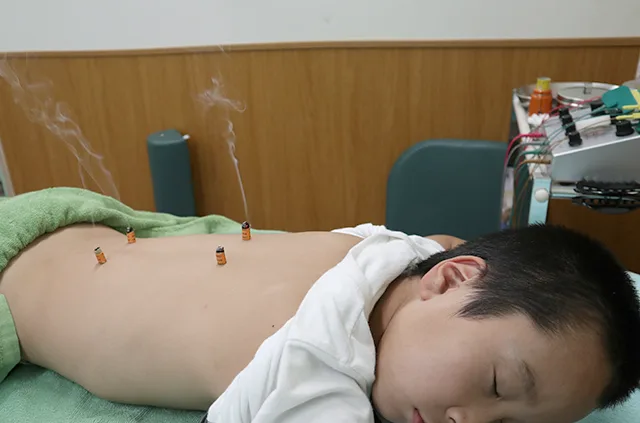 午前中に体調が悪く学校に行けない起立性調節障害
