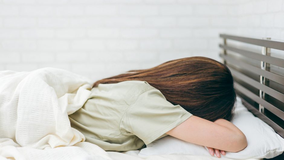 交通事故後の睡眠障害と治療